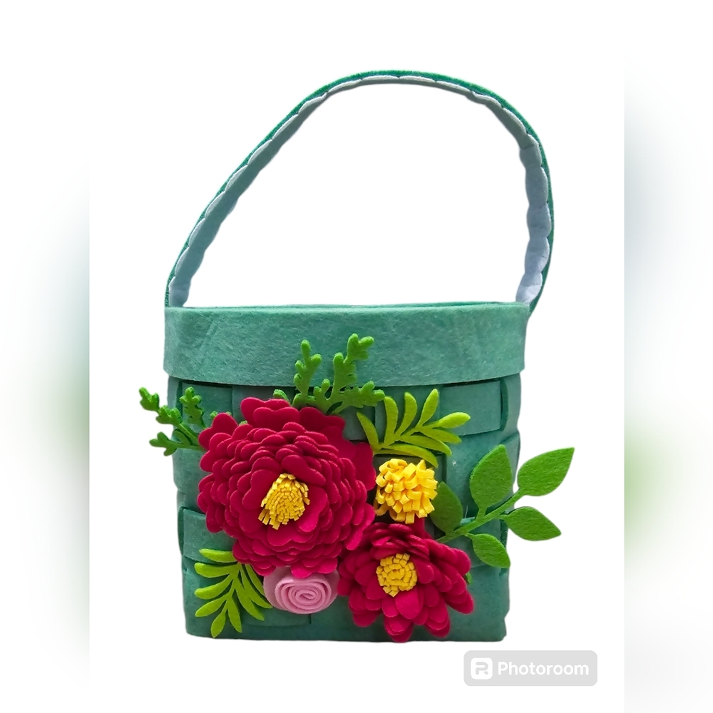 Michael's Green Floral Felt Basket  Perfect For Easter, Gift Baskets Beautiful